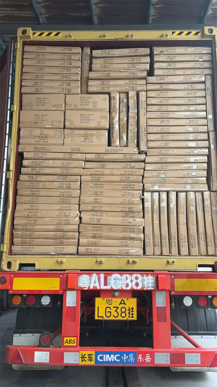 LOADING IN CHINA ON 18042025 (1)