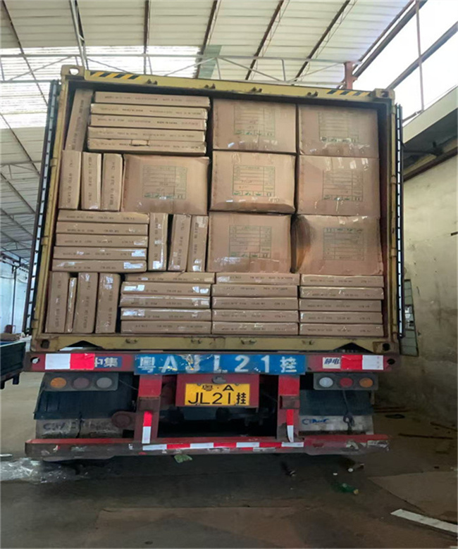 LOADING IN CHINA ON 10072025 (6)