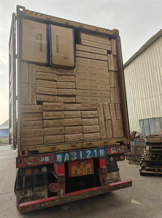 LOADING IN CHINA 20260203 (3)